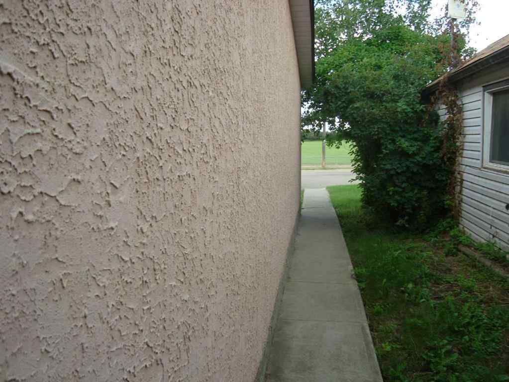 MLS® A2248818 - 114 School Road  in NONE Trochu, Residential