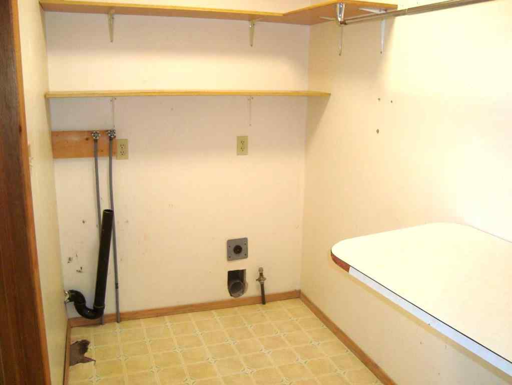 MLS® A2248818 - 114 School Road  in NONE Trochu, Residential