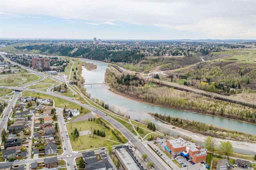 MLS® A2248823 - Unit #2 4726 17 Avenue NW in Montgomery Calgary, Residential