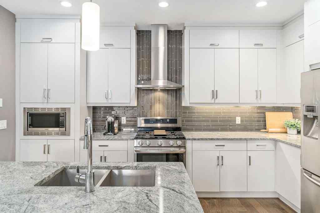 MLS® A2248823 - Unit #2 4726 17 Avenue NW in Montgomery Calgary, Residential