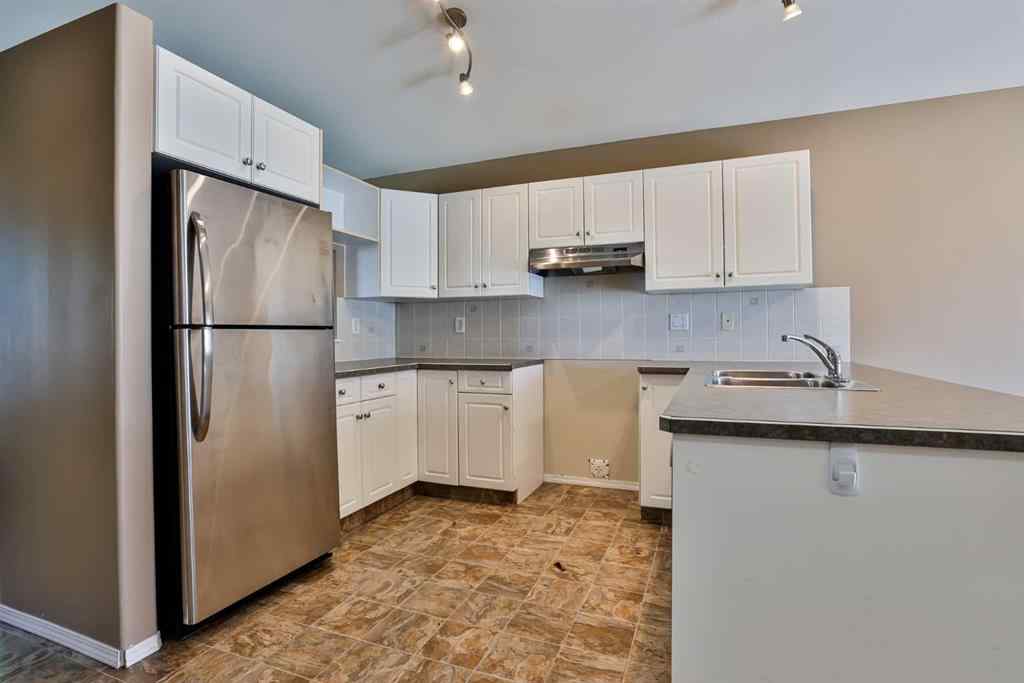MLS® A2248827 - 267 Heritage Court W in Heritage Heights Lethbridge, Residential