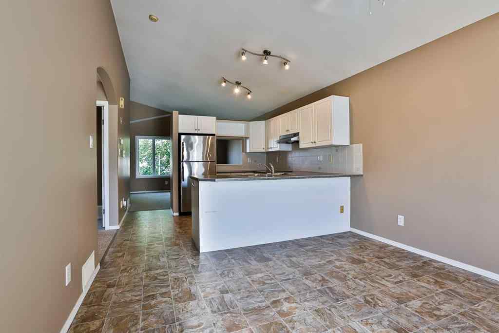MLS® A2248827 - 267 Heritage Court W in Heritage Heights Lethbridge, Residential