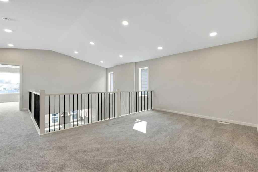 MLS® A2248829 - 3 Heritage Link  in Heritage Hills Cochrane, Residential