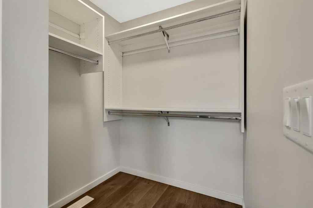 MLS® A2248829 - 3 Heritage Link  in Heritage Hills Cochrane, Residential