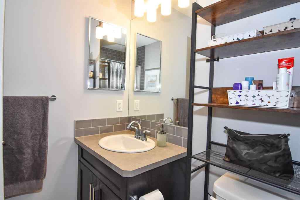MLS® A2248835 - 284 Auburn Meadows Place SE in Auburn Bay Calgary, Residential
