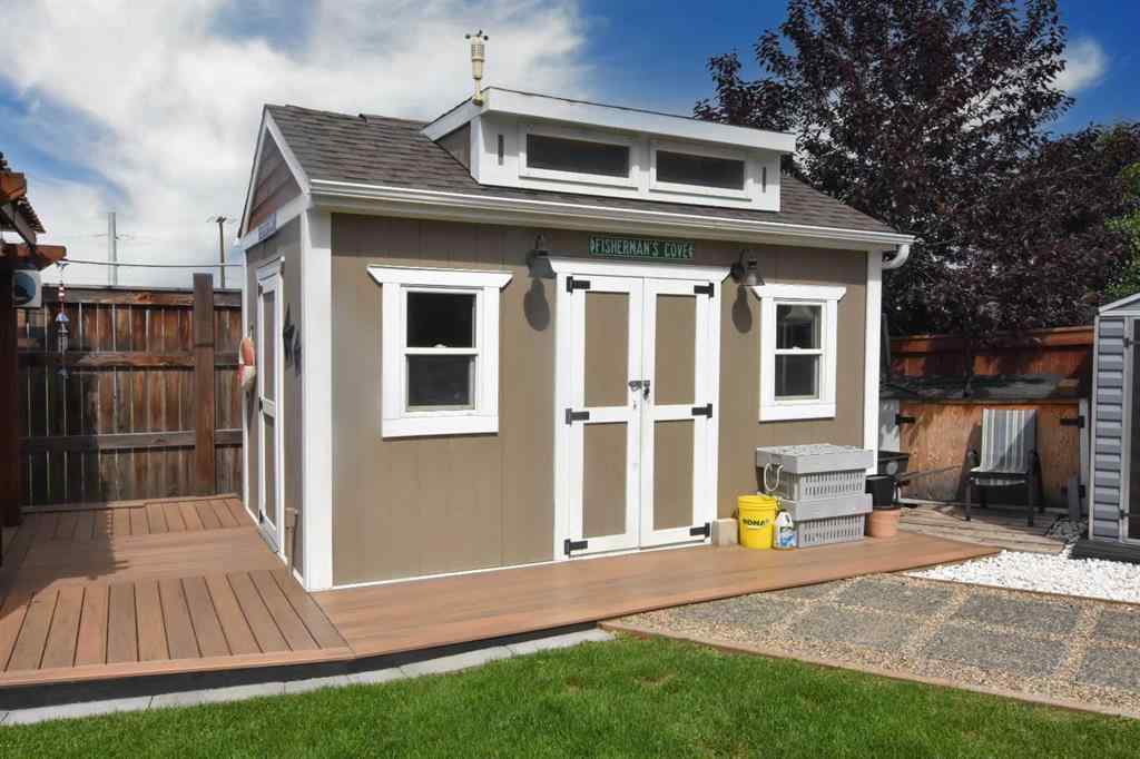 MLS® A2248835 - 284 Auburn Meadows Place SE in Auburn Bay Calgary, Residential