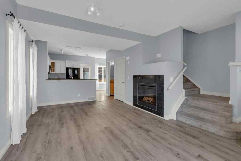 MLS® A2248839 - 211 Strathaven Mews  in Strathaven Strathmore, Residential