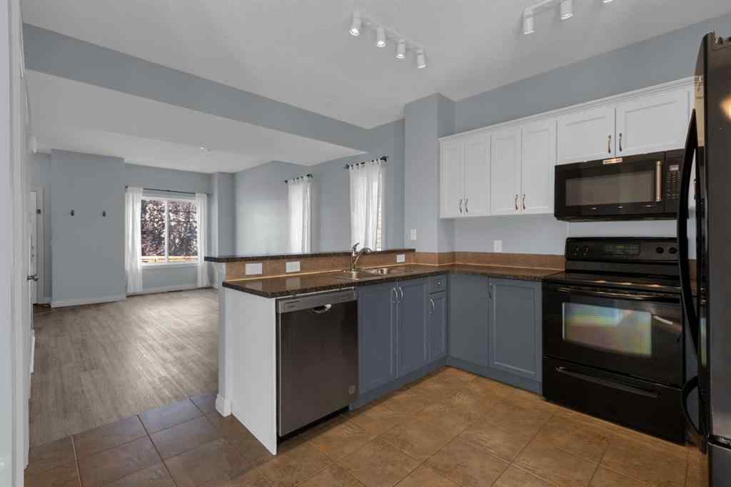 MLS® A2248839 - 211 Strathaven Mews  in Strathaven Strathmore, Residential