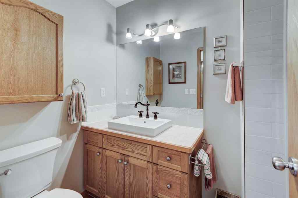 MLS® A2248842 - 3 Strathmore Lakes Bay  in Strathmore Lakes Estates Strathmore, Residential