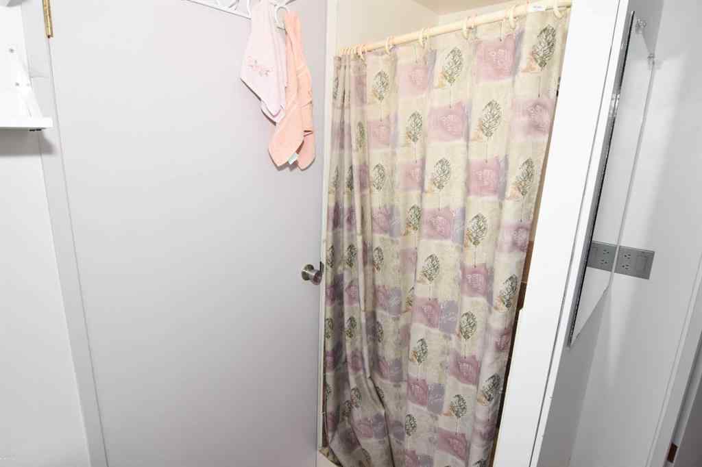 MLS® A2248844 - 1356 Southdale Crescent SW in Southwood Calgary, Residential