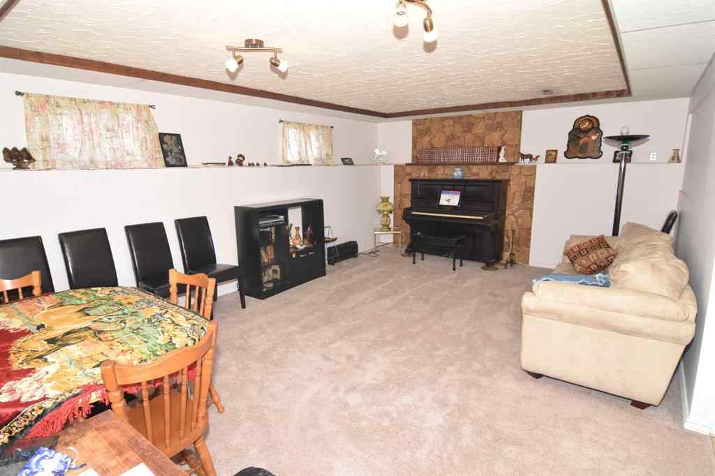 MLS® A2248844 - 1356 Southdale Crescent SW in Southwood Calgary, Residential