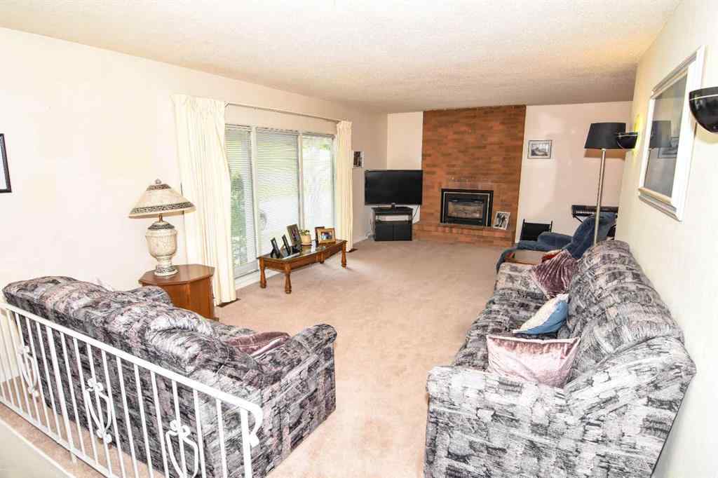 MLS® A2248844 - 1356 Southdale Crescent SW in Southwood Calgary, Residential