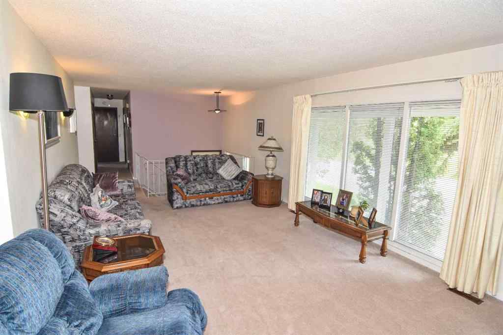 MLS® A2248844 - 1356 Southdale Crescent SW in Southwood Calgary, Residential