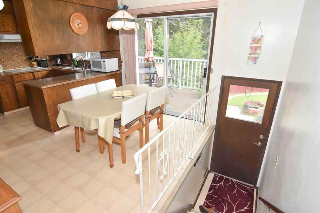 MLS® A2248844 - 1356 Southdale Crescent SW in Southwood Calgary, Residential