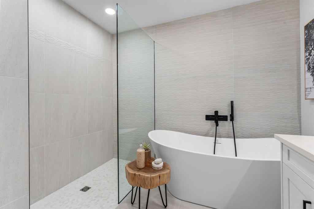 MLS® A2248850 - 10404 Maplemont Road SE in Maple Ridge Calgary, Residential