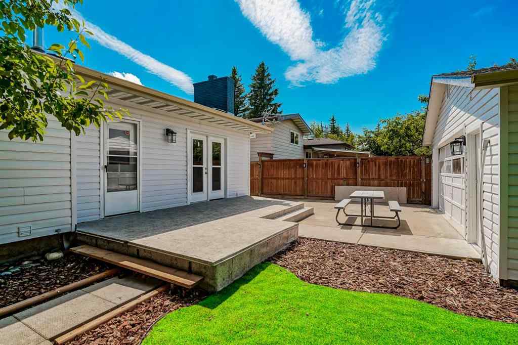 MLS® A2248857 - 208 Woodpark Place SW in Woodlands Calgary, Residential