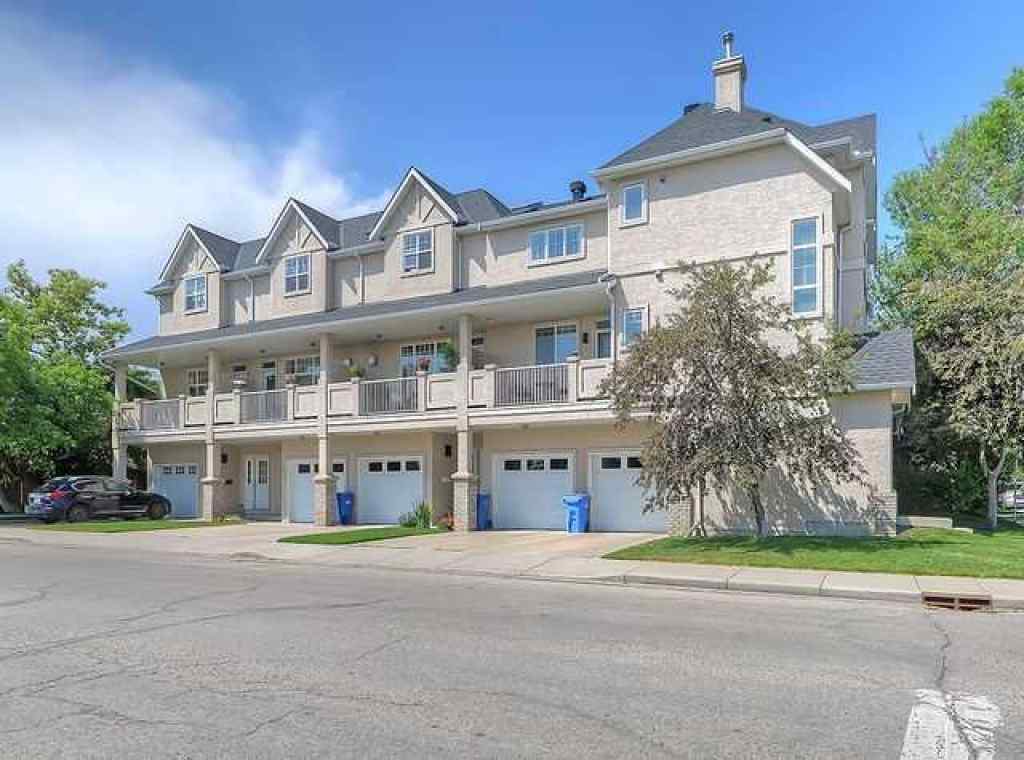 MLS® A2248860 - 455 20 Avenue NE in Winston Heights/Mountview Calgary, Residential