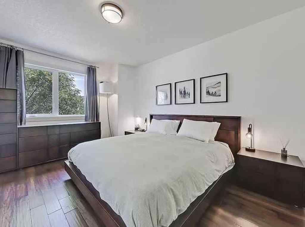 MLS® A2248860 - 455 20 Avenue NE in Winston Heights/Mountview Calgary, Residential