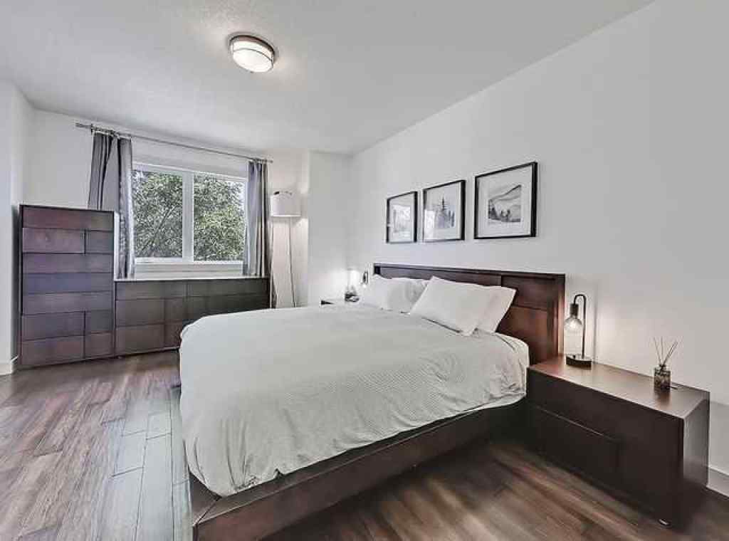 MLS® A2248860 - 455 20 Avenue NE in Winston Heights/Mountview Calgary, Residential