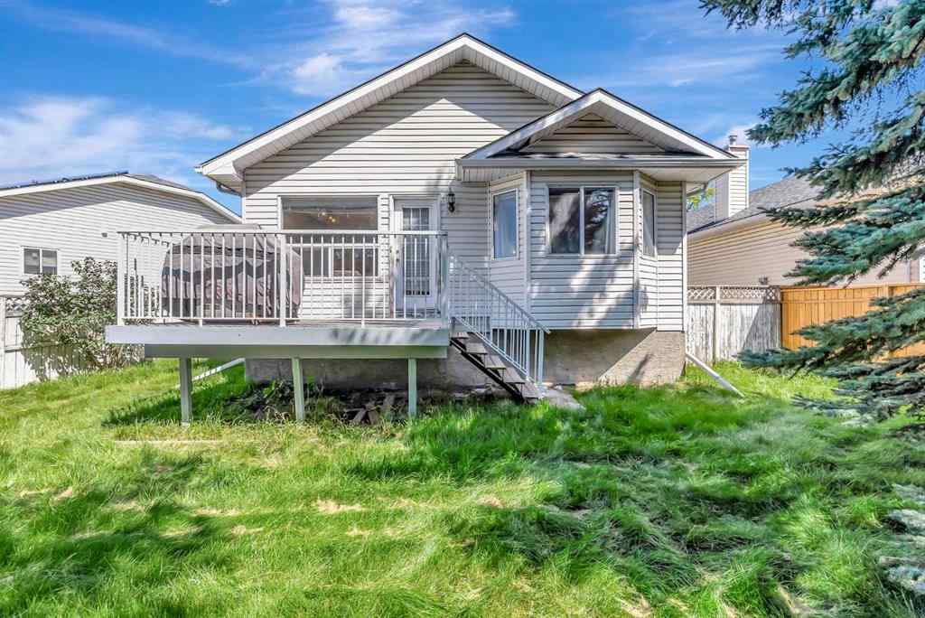 MLS® A2248861 - 155 Douglas Glen Close SE in Douglasdale/Glen Calgary, Residential