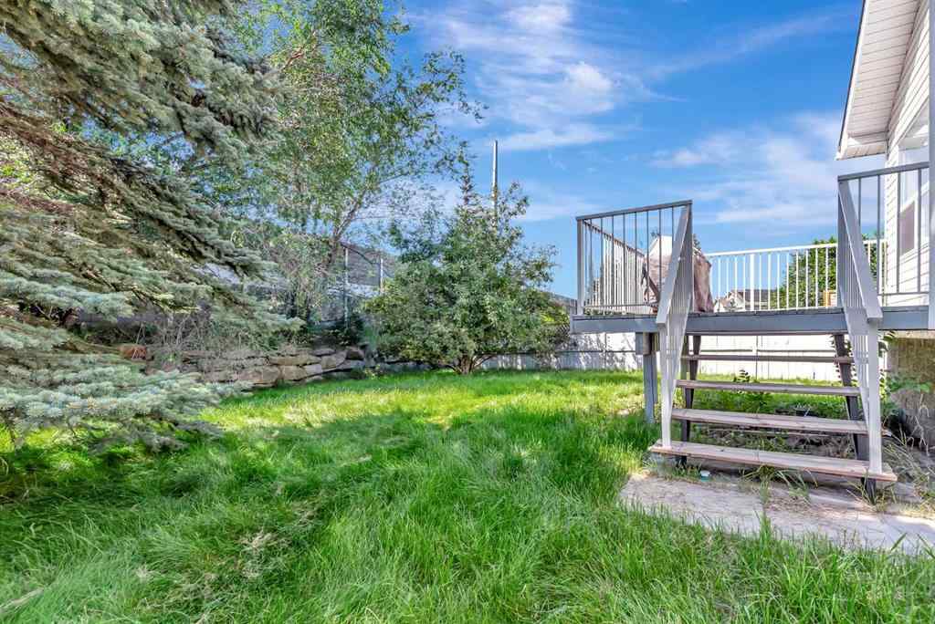 MLS® A2248861 - 155 Douglas Glen Close SE in Douglasdale/Glen Calgary, Residential