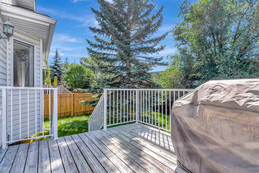 MLS® A2248861 - 155 Douglas Glen Close SE in Douglasdale/Glen Calgary, Residential