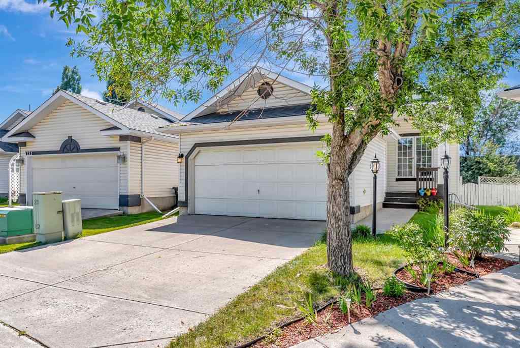 MLS® A2248861 - 155 Douglas Glen Close SE in Douglasdale/Glen Calgary, Residential
