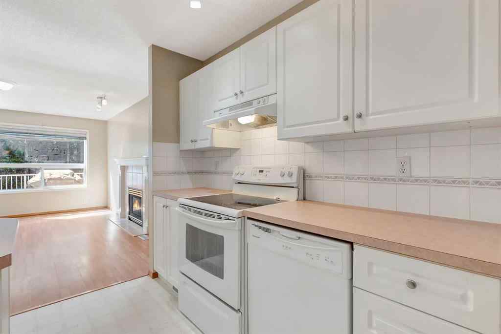 MLS® A2248861 - 155 Douglas Glen Close SE in Douglasdale/Glen Calgary, Residential