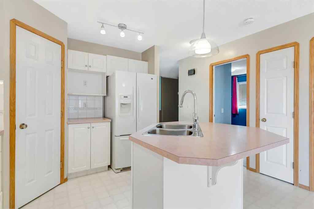 MLS® A2248861 - 155 Douglas Glen Close SE in Douglasdale/Glen Calgary, Residential