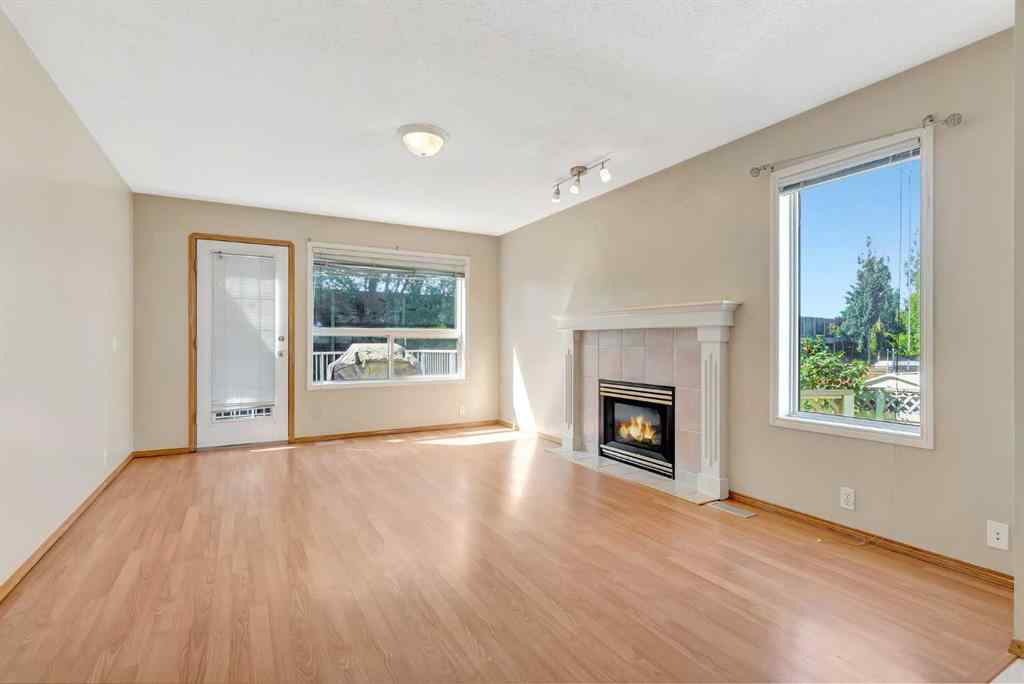 MLS® A2248861 - 155 Douglas Glen Close SE in Douglasdale/Glen Calgary, Residential