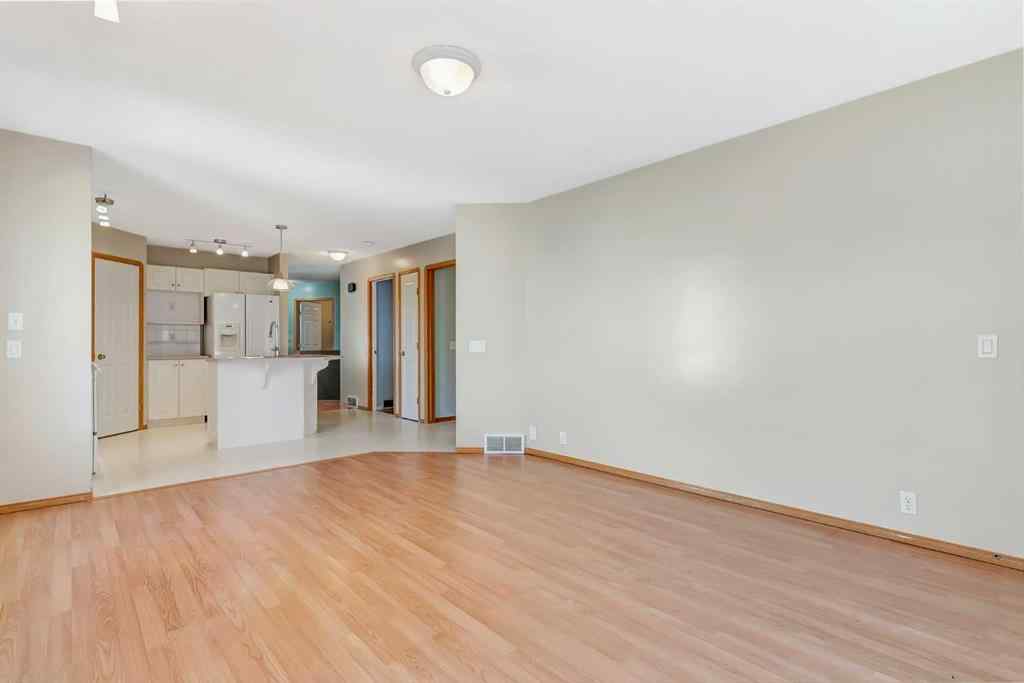 MLS® A2248861 - 155 Douglas Glen Close SE in Douglasdale/Glen Calgary, Residential