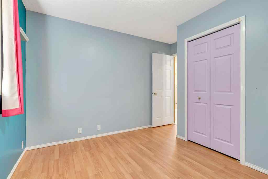 MLS® A2248861 - 155 Douglas Glen Close SE in Douglasdale/Glen Calgary, Residential