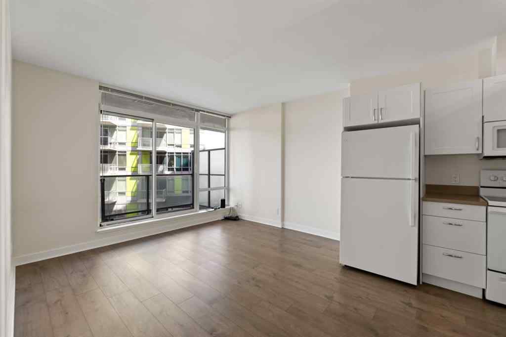 MLS® A2248863 - Unit #410 10 Brentwood Common NW in Brentwood Calgary, Residential