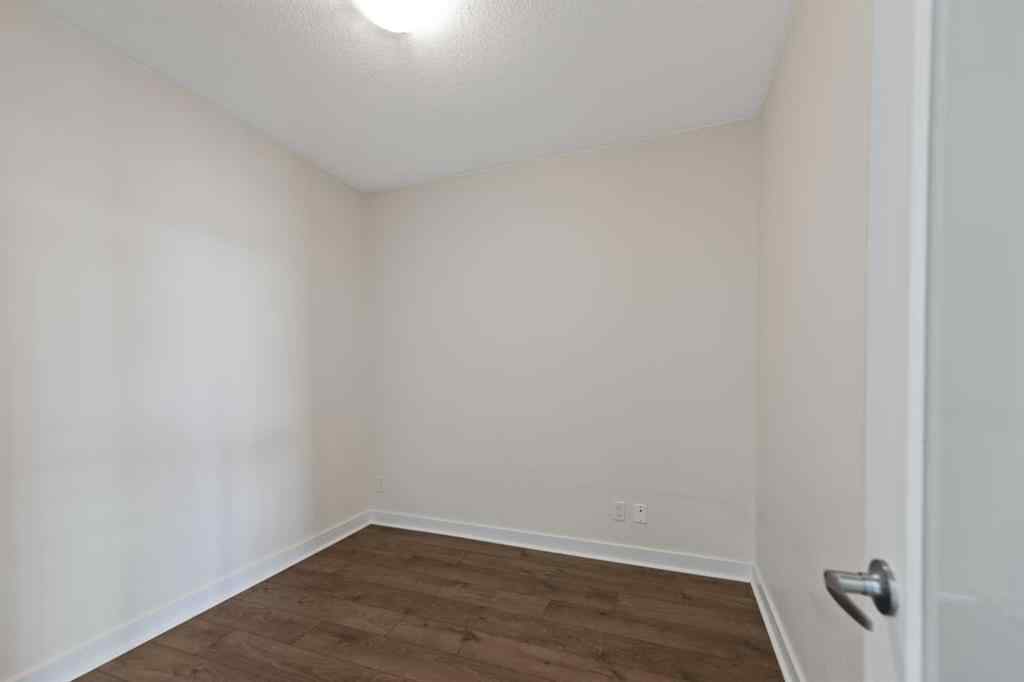 MLS® A2248863 - Unit #410 10 Brentwood Common NW in Brentwood Calgary, Residential