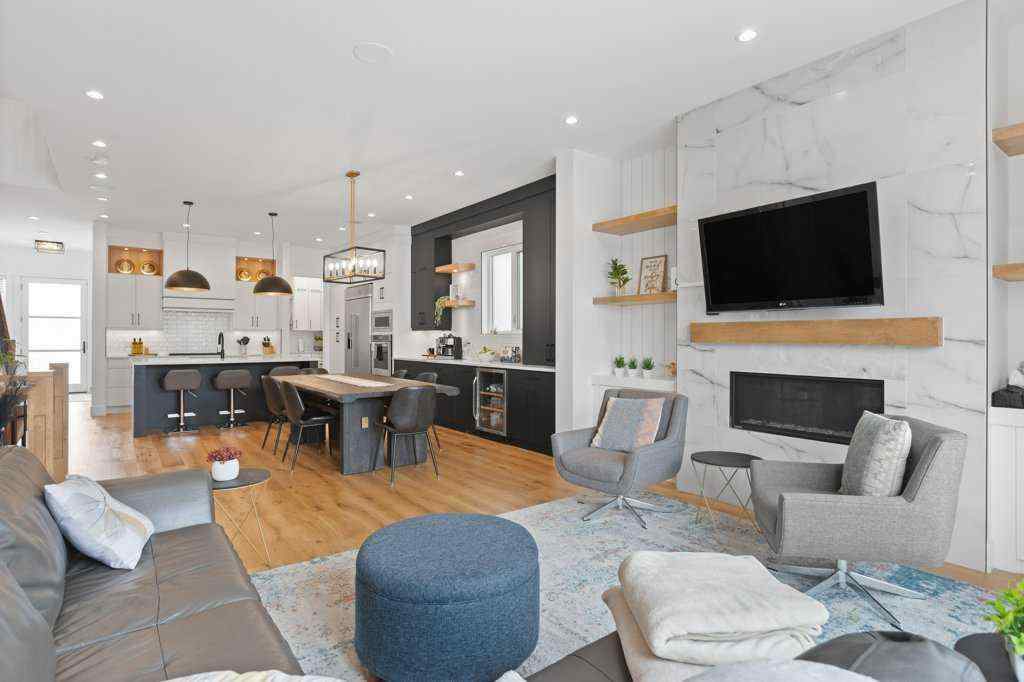 MLS® A2248864 - 2627 36 Street SW in Killarney/Glengarry Calgary, Residential