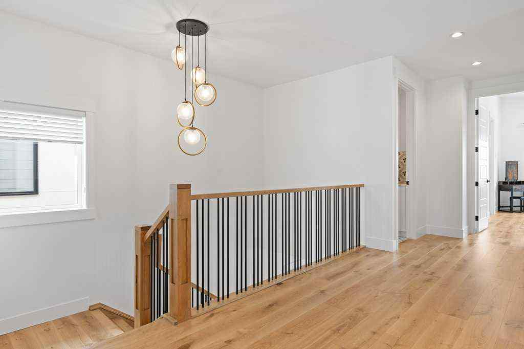 MLS® A2248864 - 2627 36 Street SW in Killarney/Glengarry Calgary, Residential