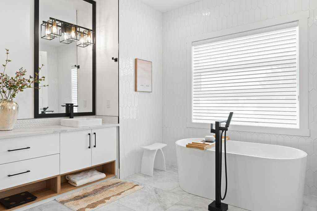 MLS® A2248864 - 2627 36 Street SW in Killarney/Glengarry Calgary, Residential