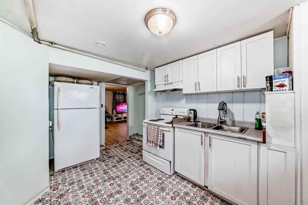 MLS® A2248866 - 2208 47 Street SE in Forest Lawn Calgary, Residential