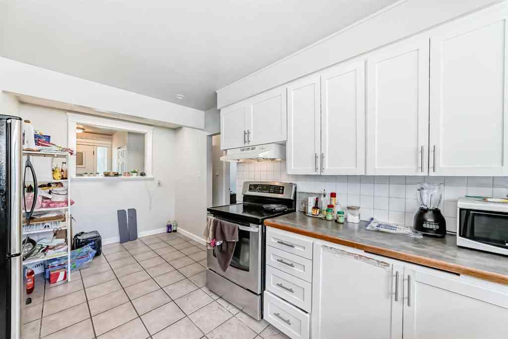 MLS® A2248866 - 2208 47 Street SE in Forest Lawn Calgary, Residential
