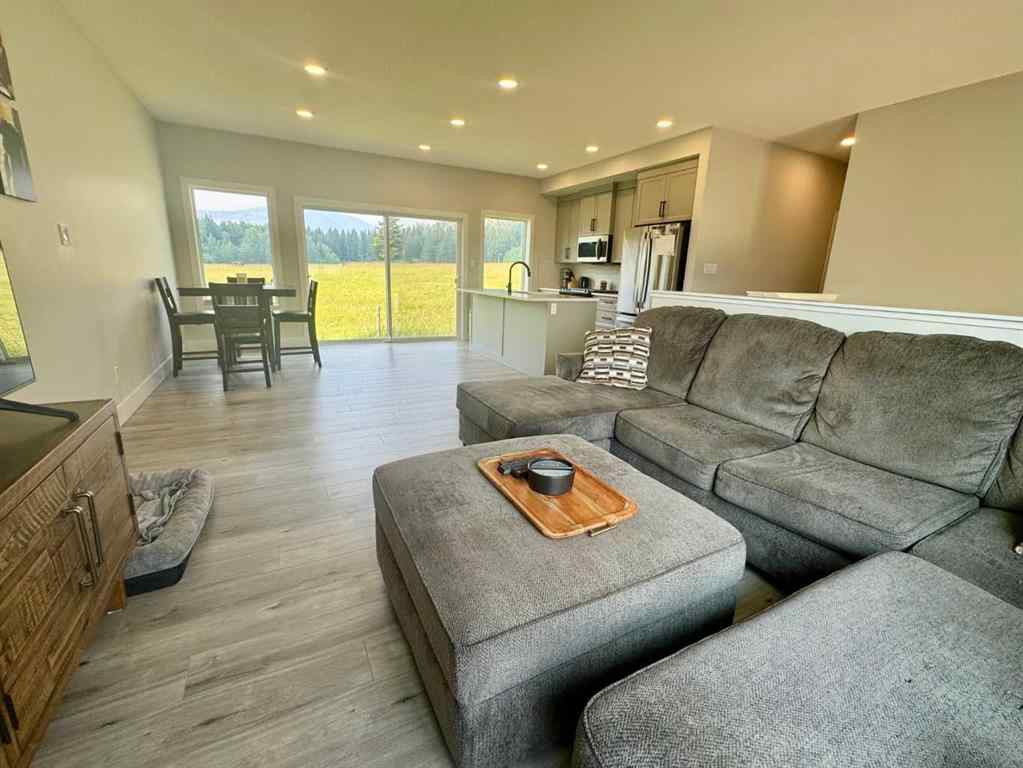 MLS® A2248870 - 21426 29 Avenue  in NONE Bellevue, Residential