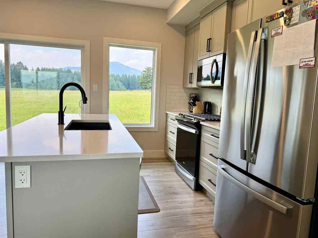 MLS® A2248870 - 21426 29 Avenue  in NONE Bellevue, Residential