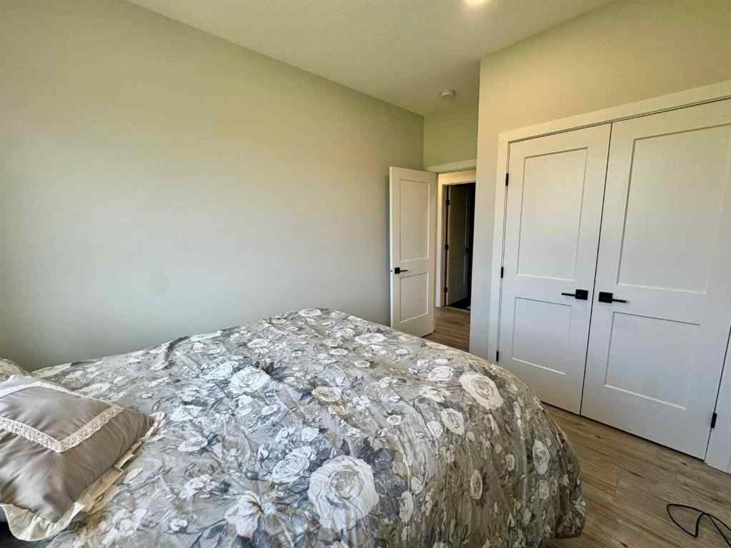 MLS® A2248870 - 21426 29 Avenue  in NONE Bellevue, Residential