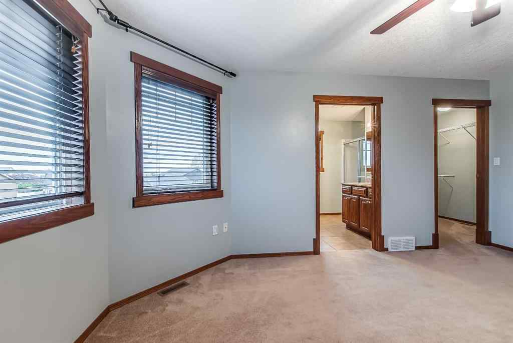 MLS® A2248871 - 1048 Eagle Ridge Drive  in NONE Dunmore, Residential