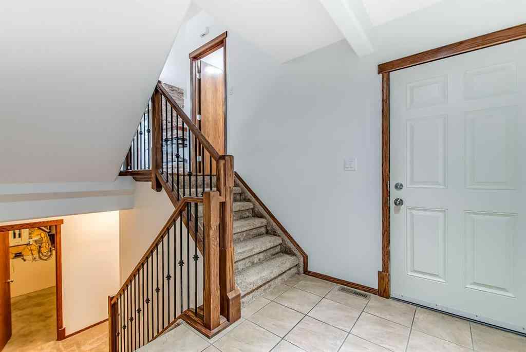 MLS® A2248871 - 1048 Eagle Ridge Drive  in NONE Dunmore, Residential