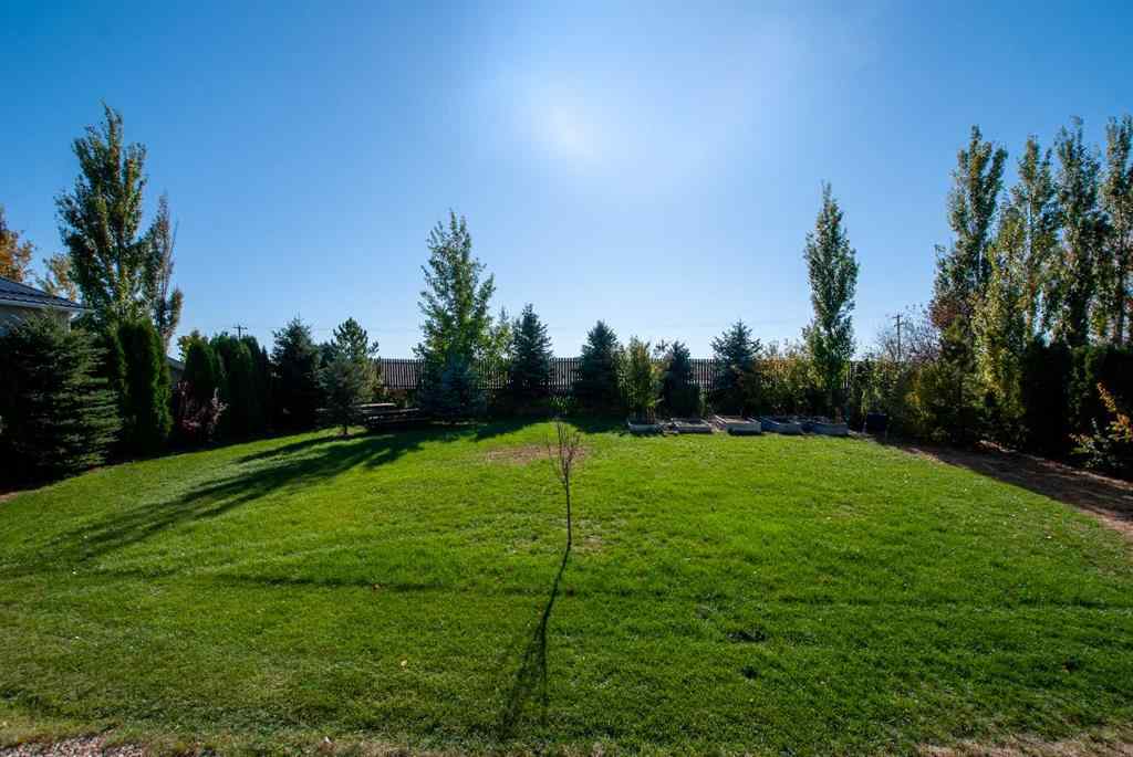 MLS® A2248871 - 1048 Eagle Ridge Drive  in NONE Dunmore, Residential