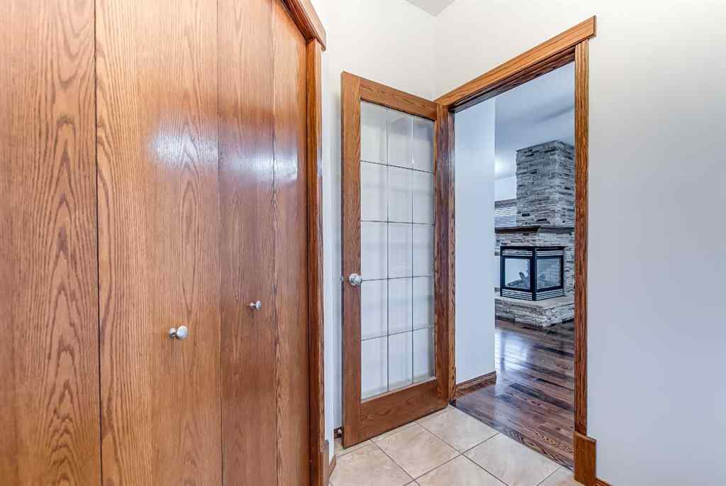 MLS® A2248871 - 1048 Eagle Ridge Drive  in NONE Dunmore, Residential