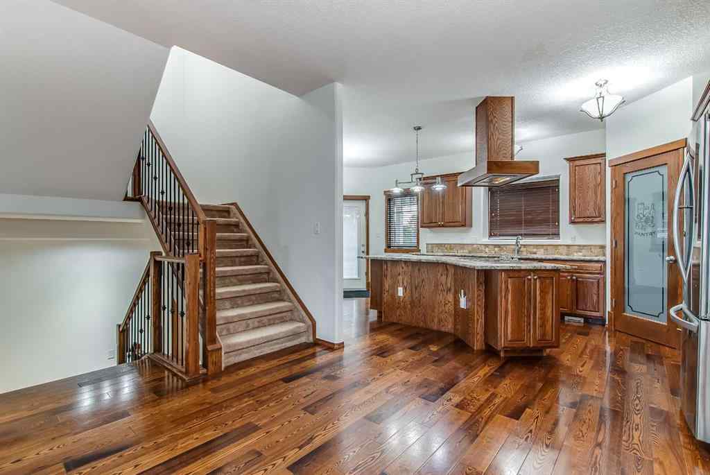 MLS® A2248871 - 1048 Eagle Ridge Drive  in NONE Dunmore, Residential