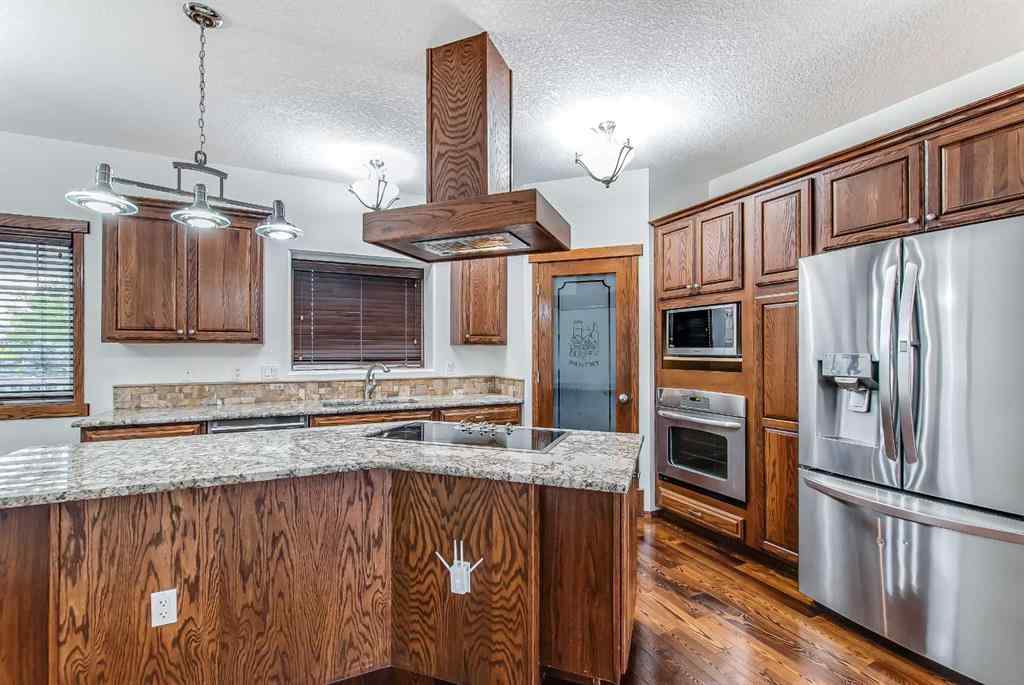 MLS® A2248871 - 1048 Eagle Ridge Drive  in NONE Dunmore, Residential