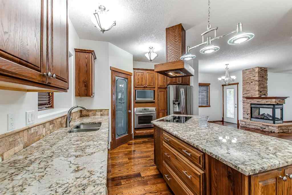 MLS® A2248871 - 1048 Eagle Ridge Drive  in NONE Dunmore, Residential