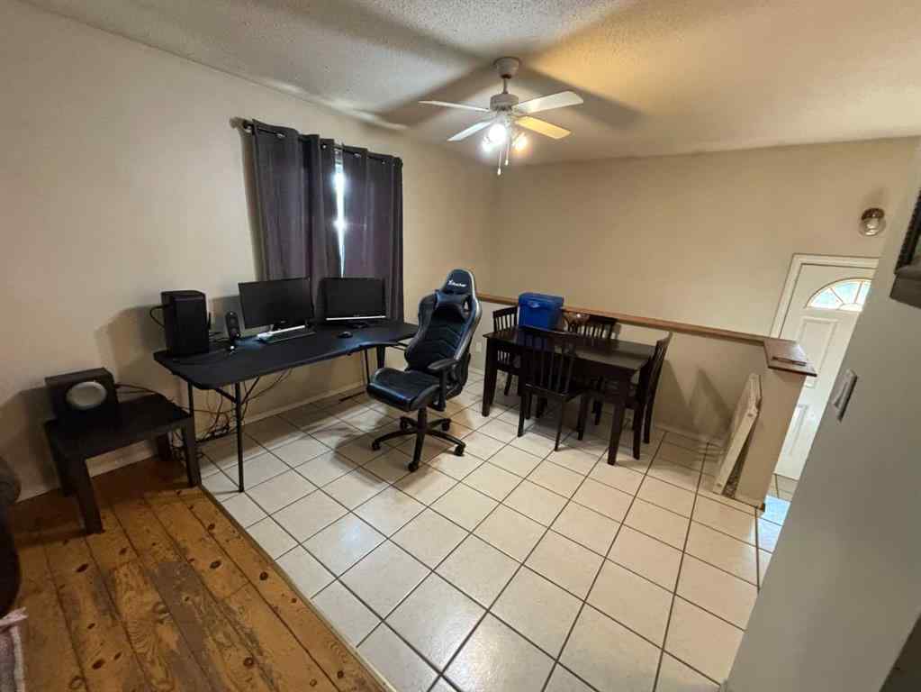 MLS® A2248877 - 9601 79 Avenue  in North End Peace River, Residential